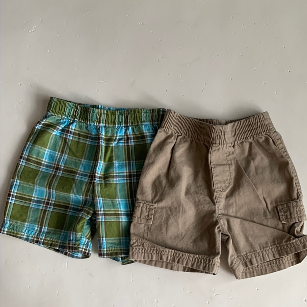 Carter's Jumping Beans Green Plaid and Tan Shorts Set Boys 2T